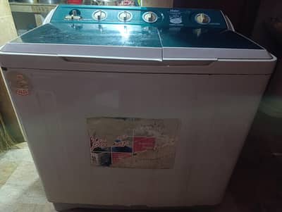 Haier Turbo Power 12kg semiautomatic