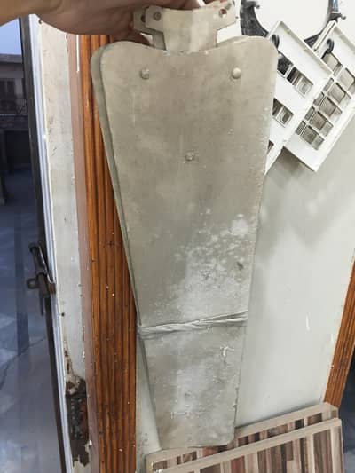 fan blades