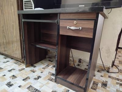 Computer / Study Table with Drawer & CPU Space – Good Condition