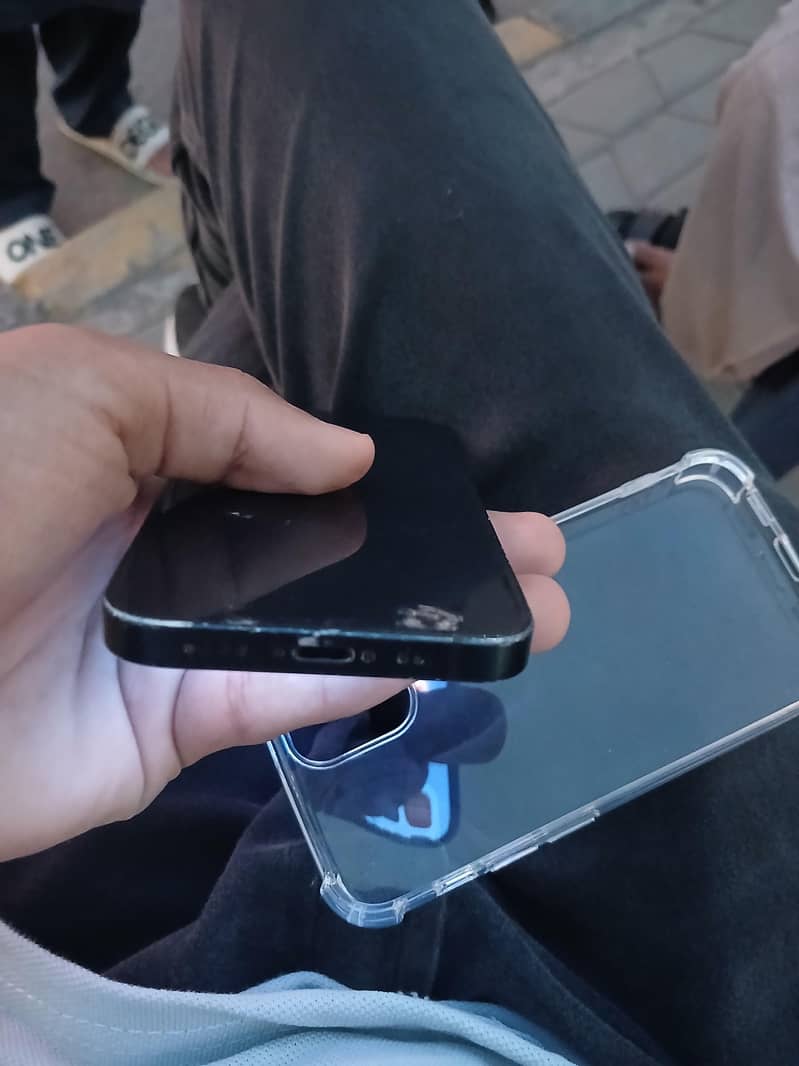 iphone 12 mini 2