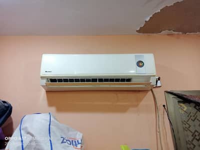 Gree Ac Used Good Condition urgent sell