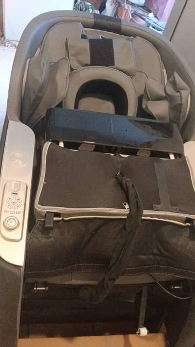Zero Healthcare Luxury Massage Chair - Excellent Condition