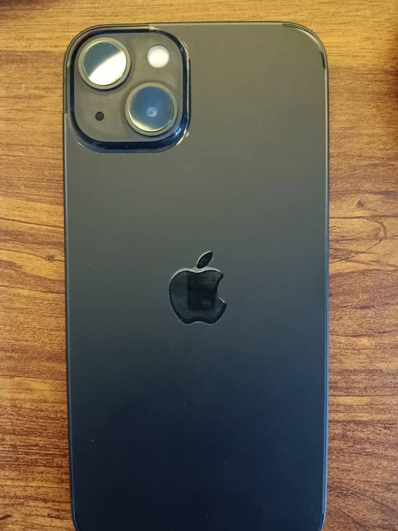 Apple iPhone 13 4