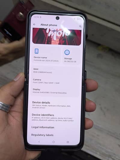 Moto razr 2024