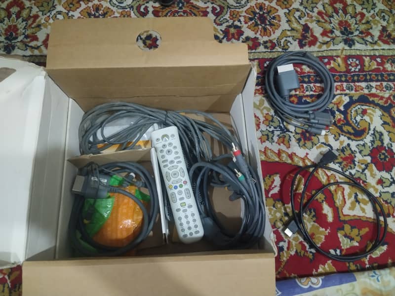 Xbox 360 With Controllers 4
