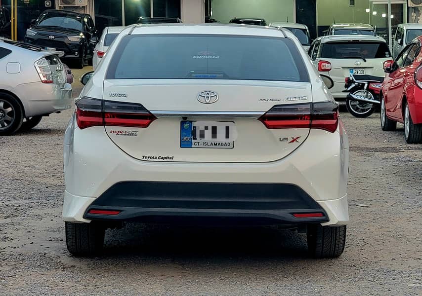 COROLLA ALTIS 1.6 AUTOMATIC 3