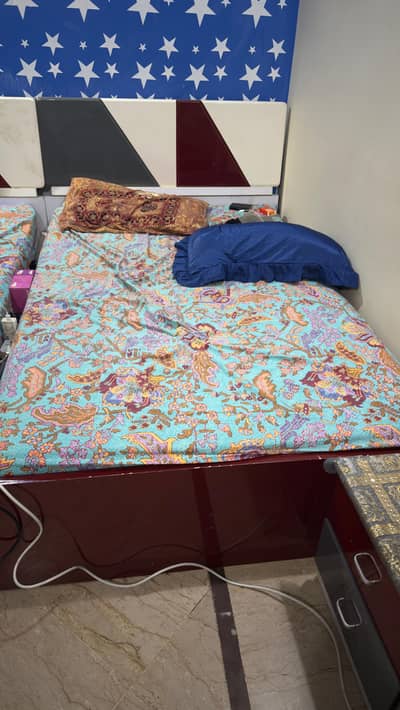 Bedroom Furniture Set Imported from Saudi Arabia