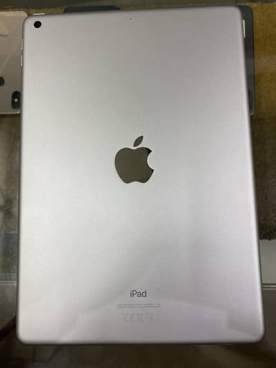 Ipad 8th generation. 32gb. Bypass
