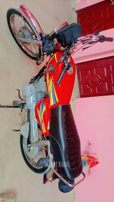 urgent sell krna ha Whatsapp nbr 03198735337