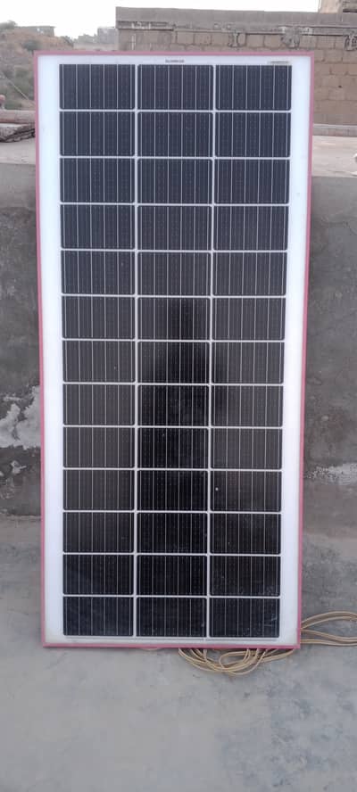 200 W solar panel