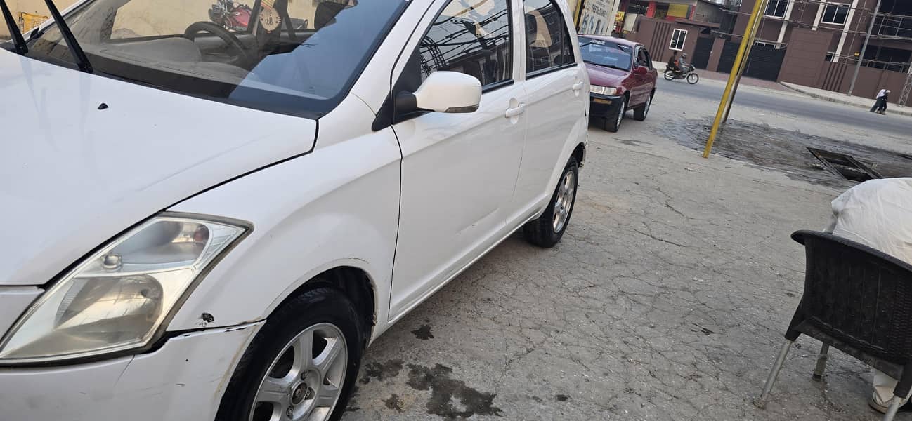 FAW V2 12