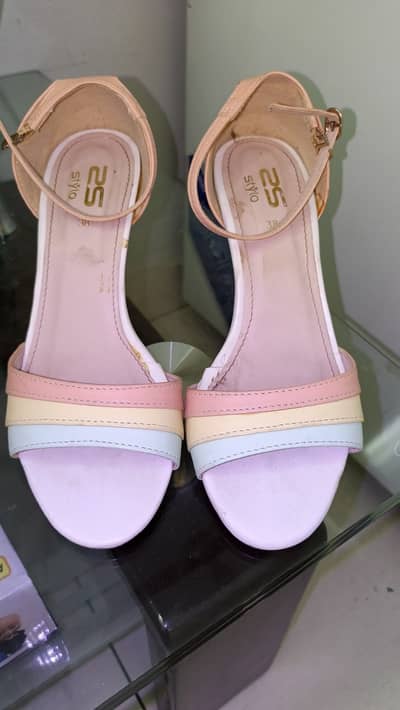 Semi Formal Heels