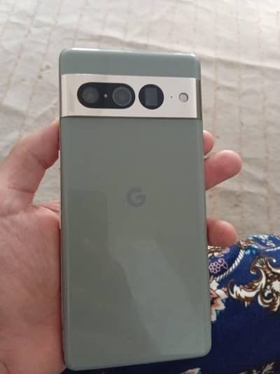 Google Pixel 7 Pro Flagship Camera Phone 10/10 Condition Urgent Sale