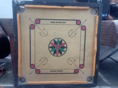 carrom boards in 6-8 inche large size safety for sides Puch up gote