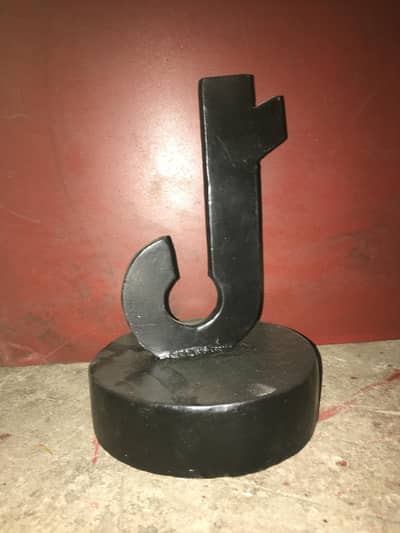 office table decoration Pis