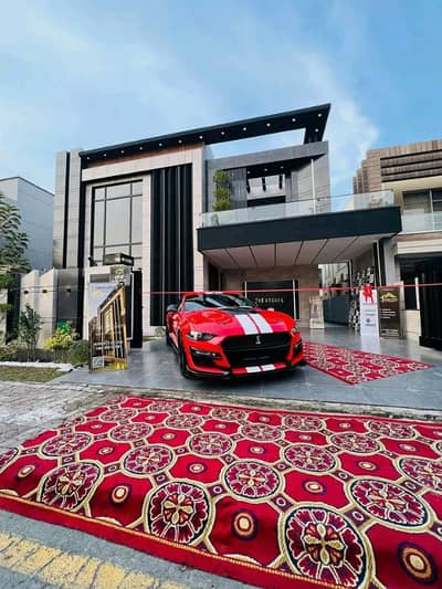 1 Kanal Brand New Luxury Furnished House for Rent in a Prime Location of Bahria Town, Lahore.