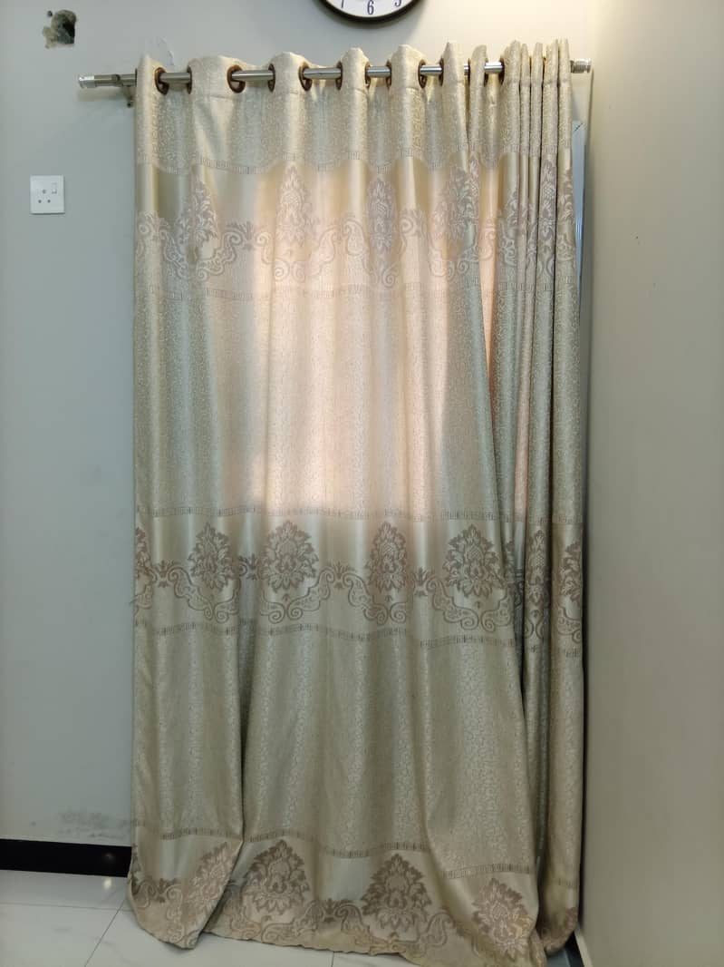 curtains 3
