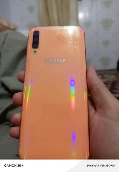 sumsung a70 10 by 9