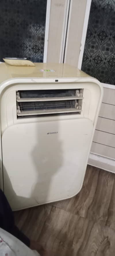 Japanese Portable air conditioner