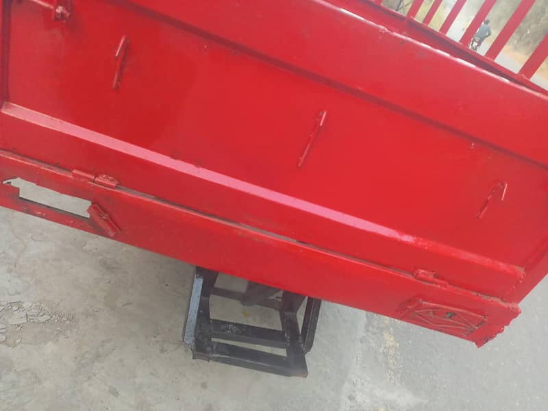 United loader rickshaw 5
