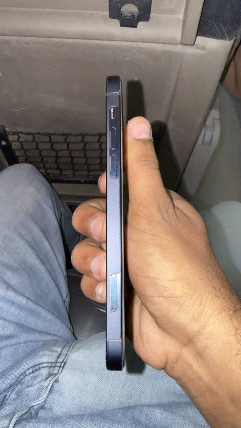 Iphone 12 2