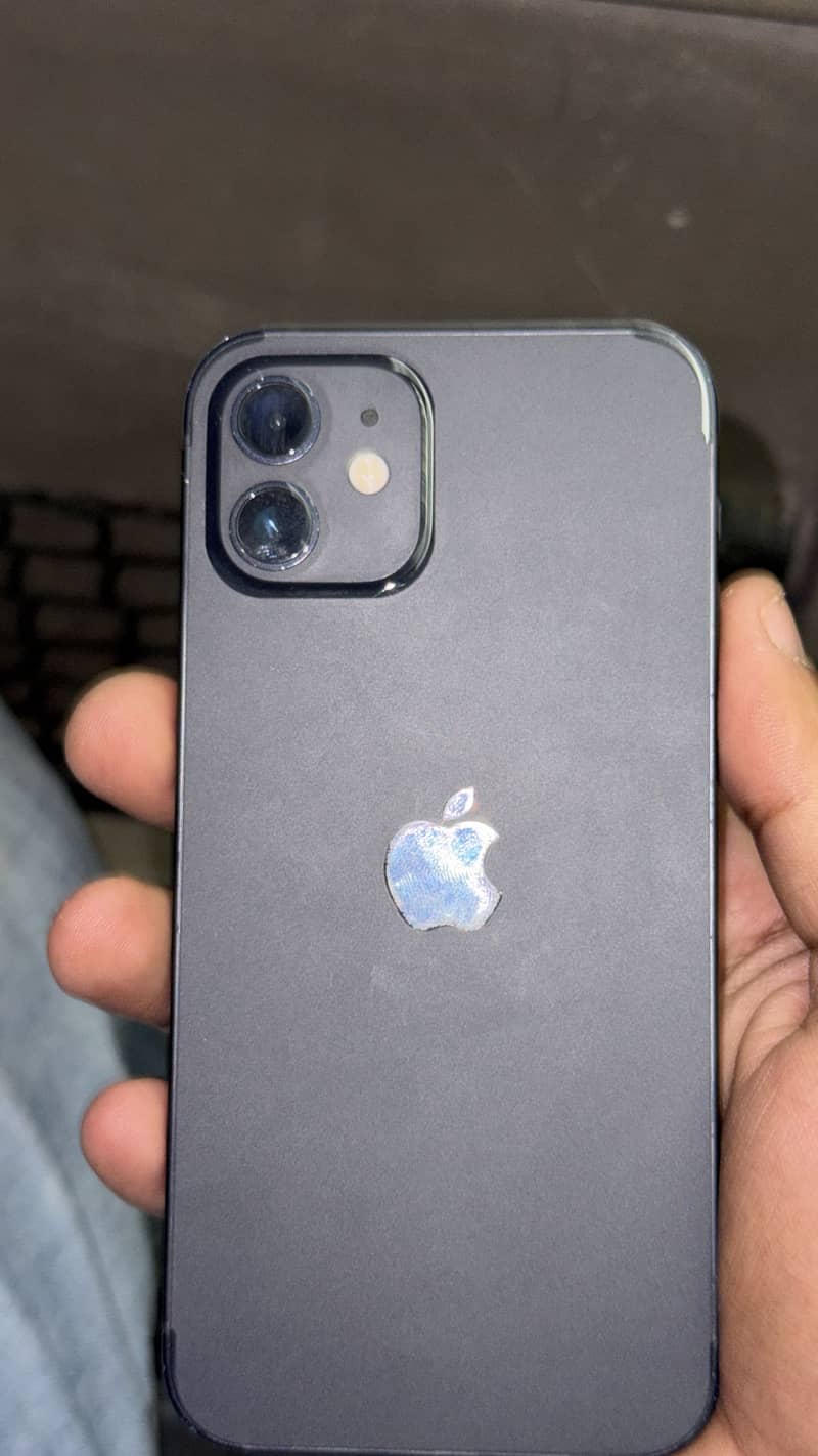 Iphone 12 3