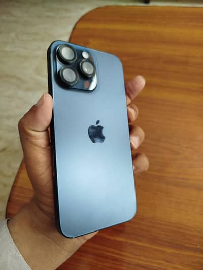 IPHONE 15 PRO MAX (JV)