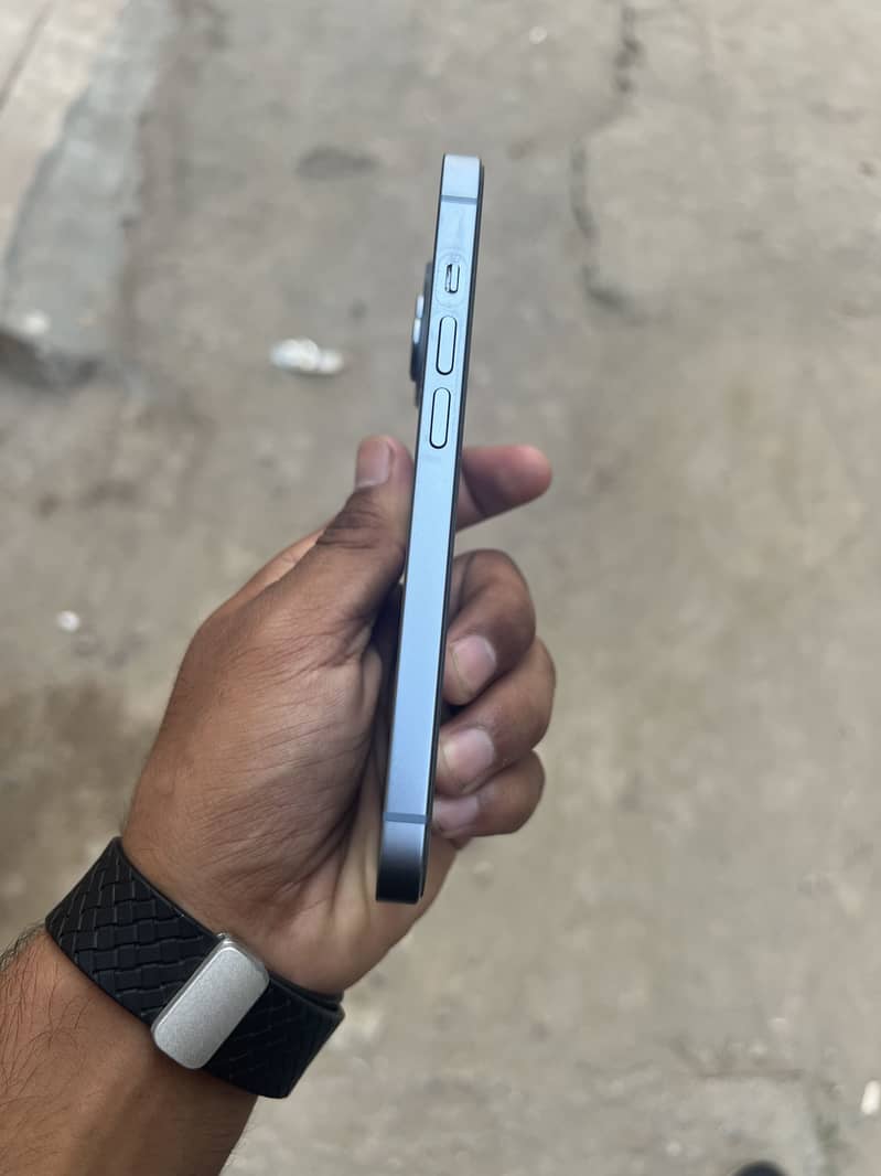 IPHONE 14 0