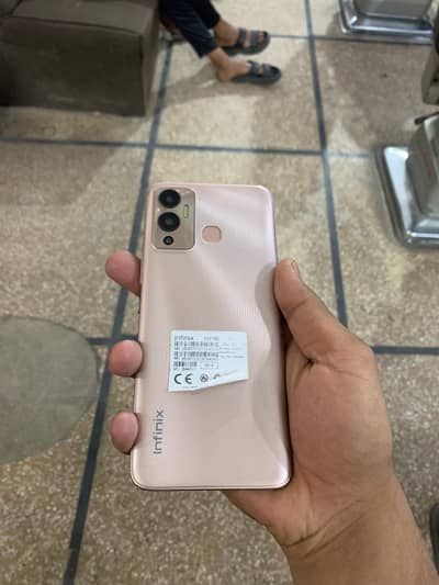 Infinix Hot 12 play