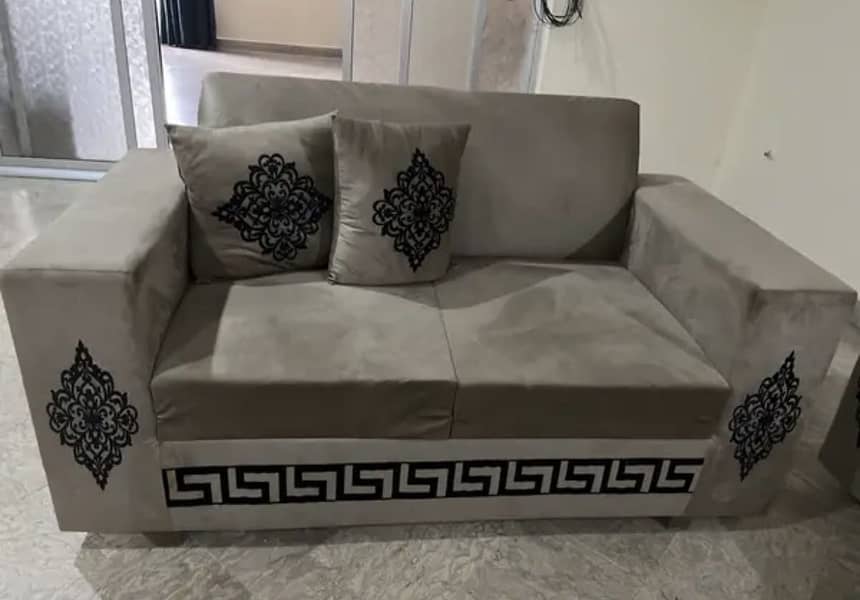 Sofa set 0