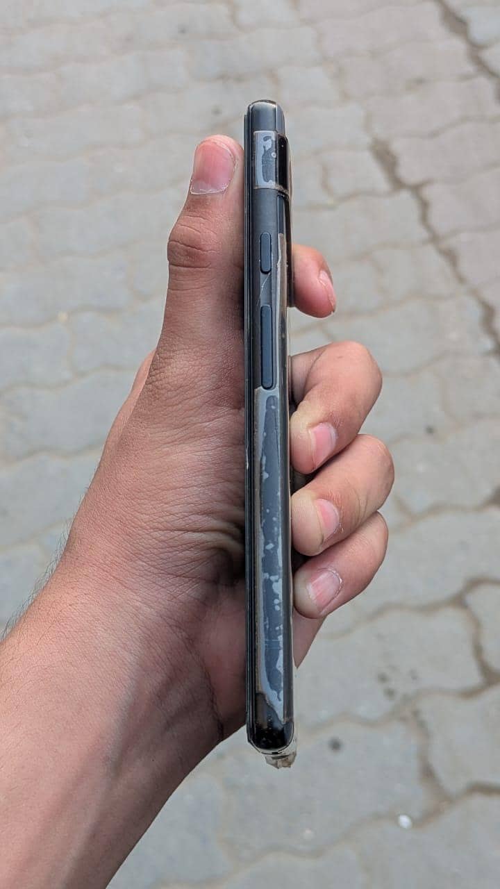 GOOGLE PIXEL 6A 1