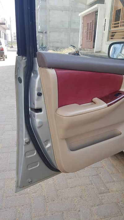 Ac Saloon 2002 sale urgently
