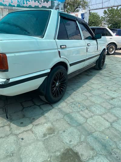 Sunny nissan 1989 03015179140