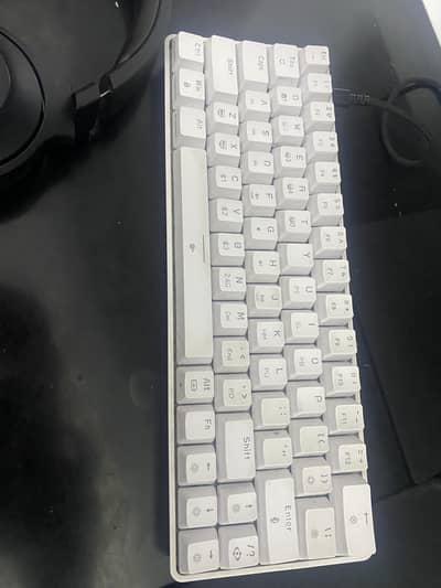 TMKB T63 Wireless Mechanical Red Switches KB - Excellent Conditon
