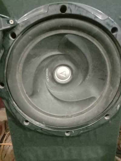 Kenwood woofer original baser, speakers and amplifier Almani 4 Ch