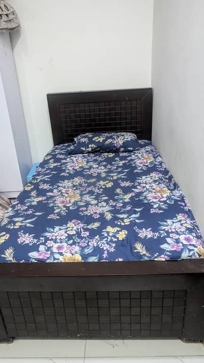 2 single beds and mattresses for sale