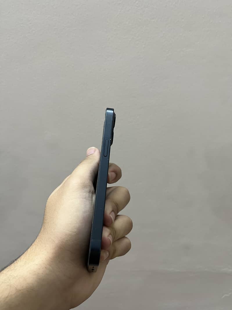 Iphone 13-pta 3