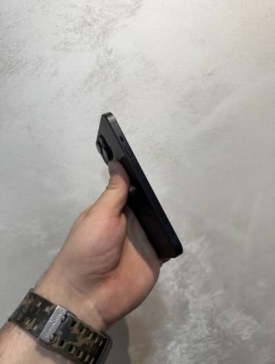 iPhone 13 factory unlock