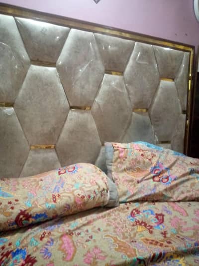 bedroom set without mattress