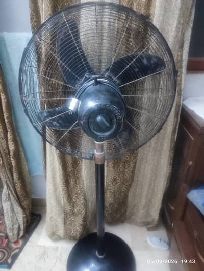 Starco padestal fan