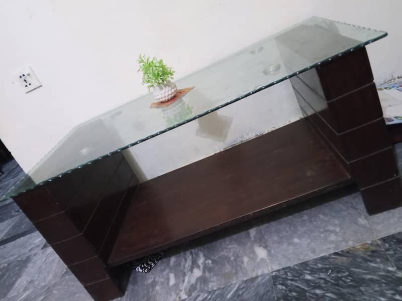 Center table 4