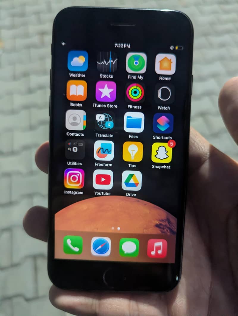 iPhone SE 2nd Generation 5