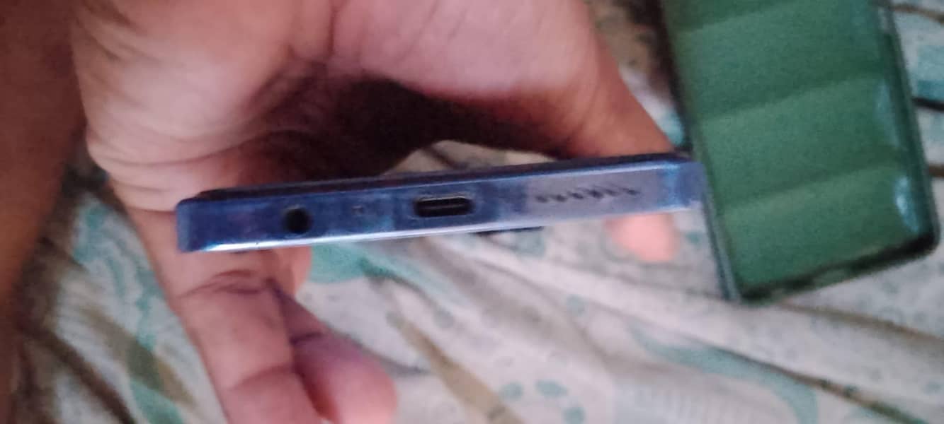 tecno camon 20 pro 4