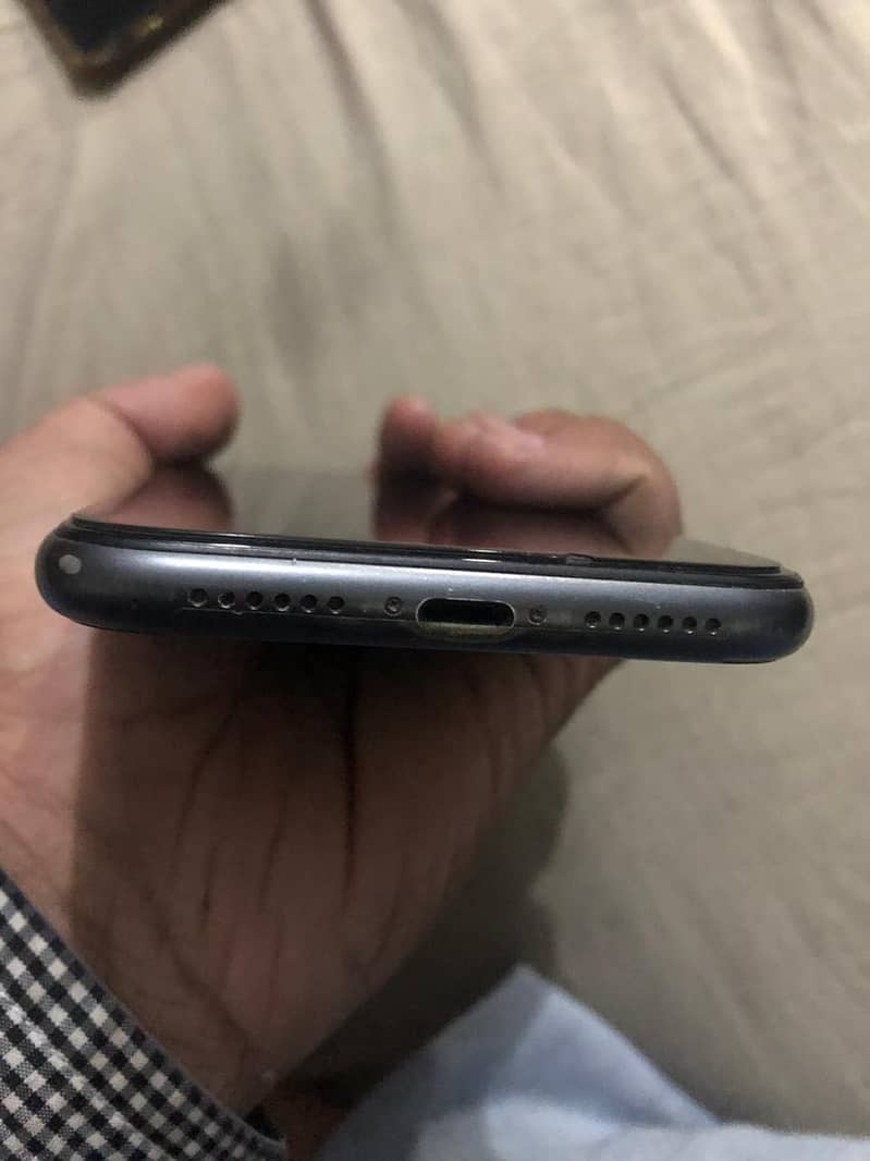 Iphone 11 JV 1