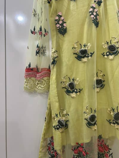 bareeze net dress-excellent condition