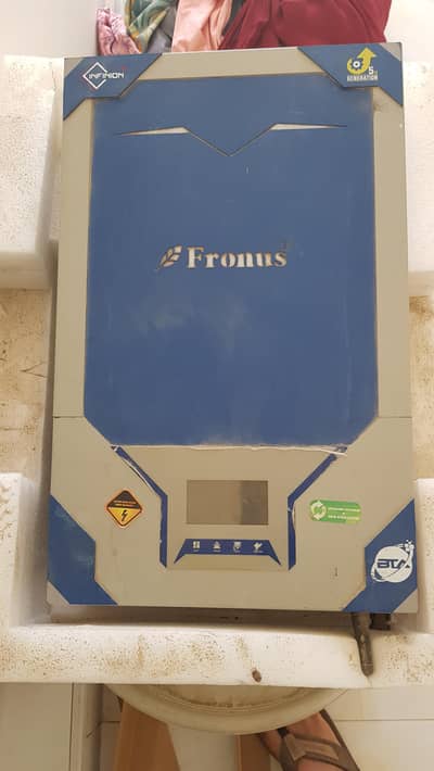 Solar inverter with Batteries