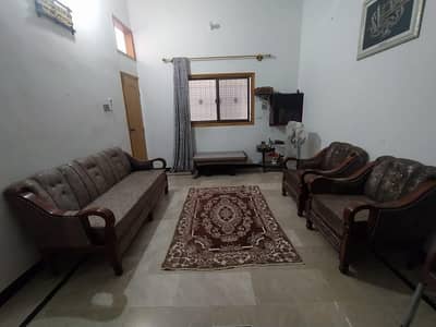 Sofa Set Available for Sale