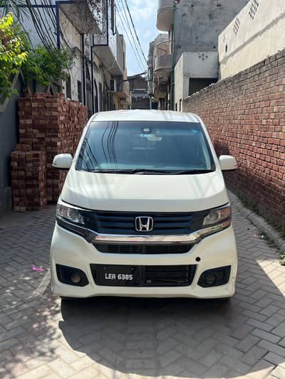 Honda n wgn custom full option 2014/18