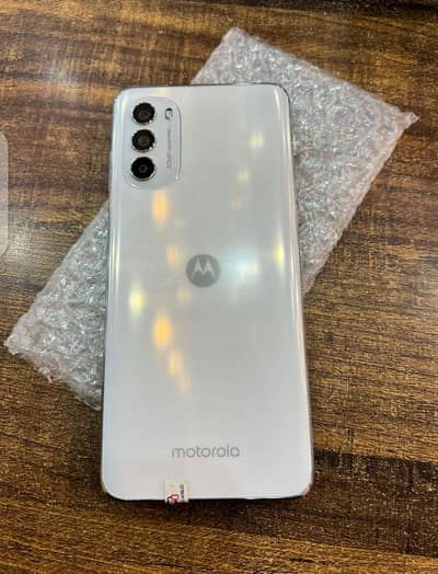 Moto G82 5G