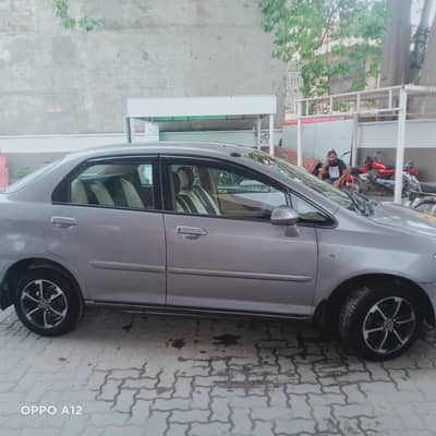 City 2007 for sale in very good condition and suspension